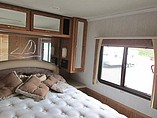 2000 National RV Tradewinds Photo #22
