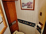 2000 National RV Tradewinds Photo #11