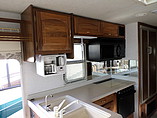 2001 National RV Tradewinds Photo #10