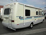 1992 National RV Tropical Photo #4