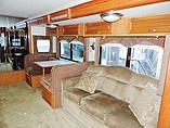 2005 National RV Tropical Photo #8