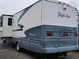 2000 National RV Tropical Photo #3