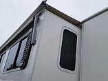 2000 National RV Tropical Photo #11