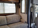 2000 National RV Tropical Photo #19