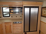 2007 National RV Tropical LX Photo #9