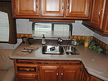 2007 National RV Tropical Photo #16