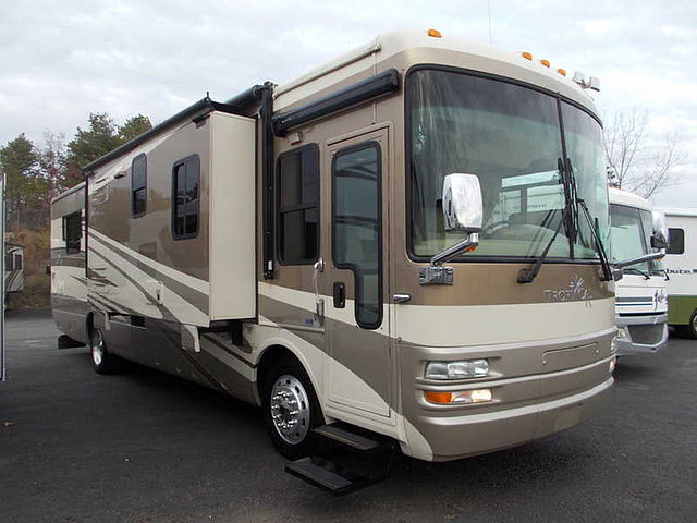 2007 National RV Tropical LX Photo