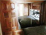 2005 Newmar Photo #39