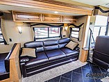 2015 Newmar Canyon Star Photo #4
