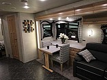 2016 Newmar Canyon Star Photo #15