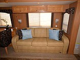 2011 Newmar Canyon Star Photo #21