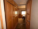 2011 Newmar Canyon Star Photo #24