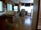2010 Newmar Canyon Star Photo #13