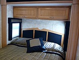 2010 Newmar Canyon Star Photo #28