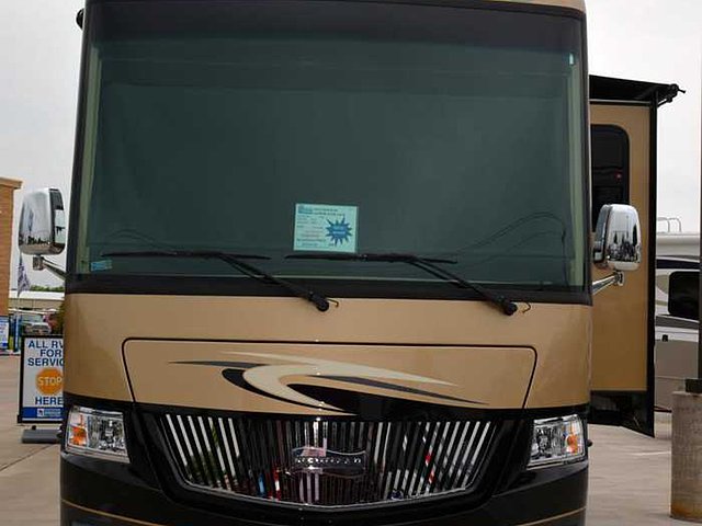2015 Newmar Canyon Star Photo