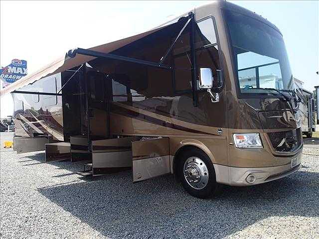 2015 Newmar Canyon Star Photo