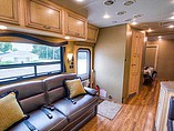2015 Newmar Canyon Star Photo #9