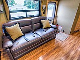 2015 Newmar Canyon Star Photo #11