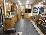 2015 Newmar Canyon Star Photo #9