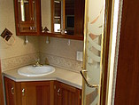 2005 Newmar Dutch Star Photo #9