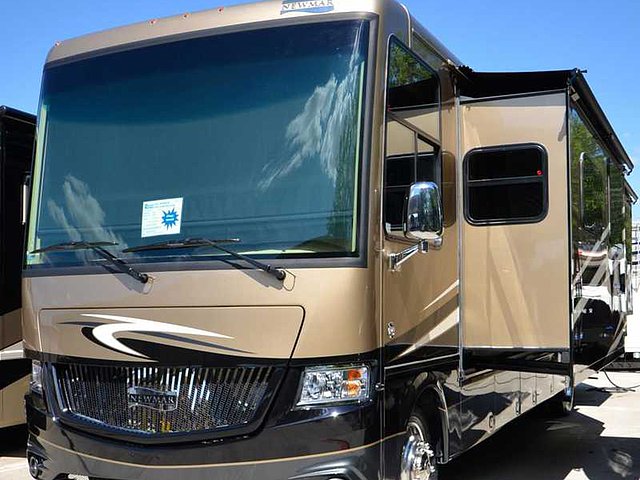 2015 Newmar Canyon Star Photo