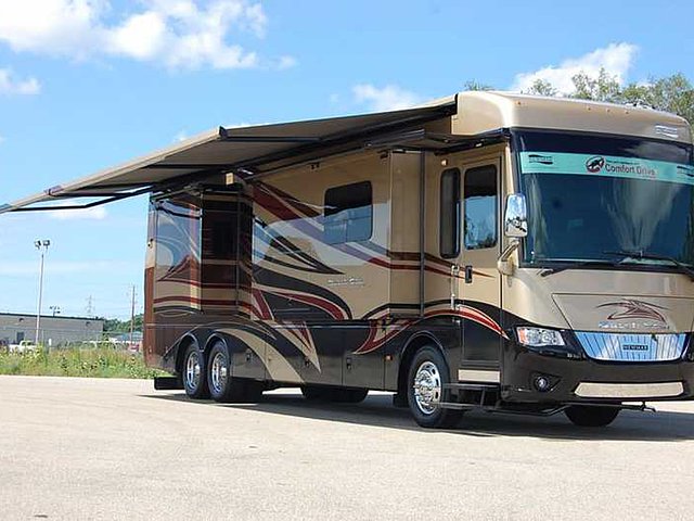 2015 Newmar Dutch Star Photo