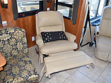 2009 Newmar Dutch Star Photo #25