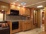 2007 Newmar Dutch Star Photo #6