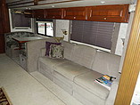2004 Newmar Dutch Star Photo #4