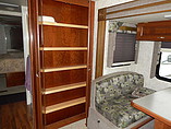 2004 Newmar Dutch Star Photo #10