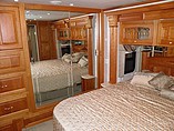 2004 Newmar Essex Photo #20