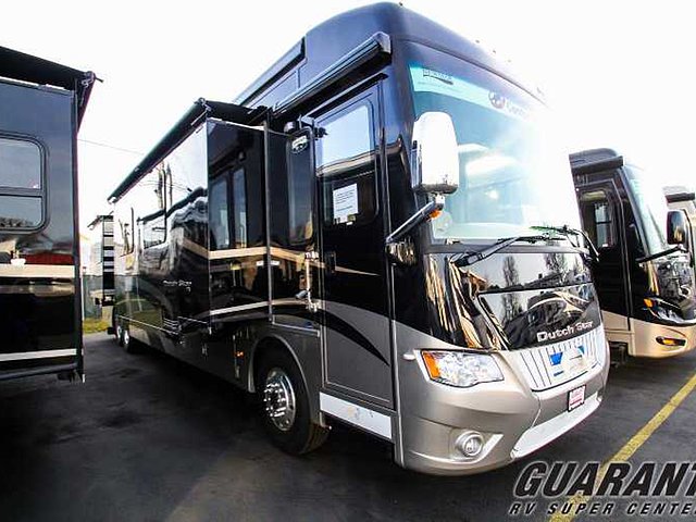 2015 Newmar Dutch Star Photo
