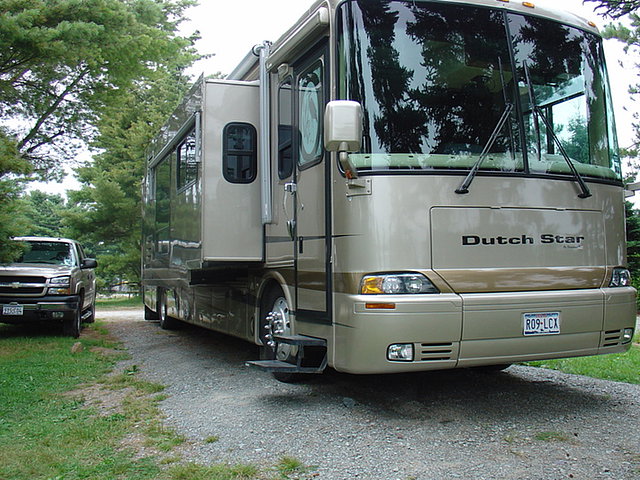2002 Newmar Dutch Star Photo