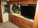 2010 Newmar Essex Photo #28