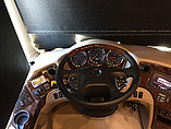 2014 Newmar Essex Photo #10