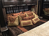 2014 Newmar Essex Photo #18