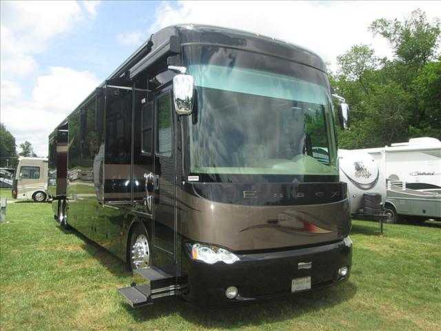 08 Newmar Essex