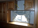2004 Newmar Kountry Star Photo #12
