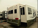 2004 Newmar Kountry Star Photo #1