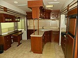 2004 Newmar Kountry Star Photo #3