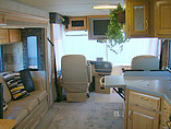 2004 Newmar Kountry Star Photo #8