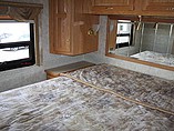 2005 Newmar Kountry Star Photo #25