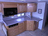 2005 Newmar Kountry Star Photo #6