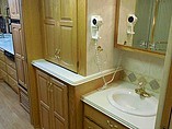 2003 Newmar Mountain Aire Photo #18