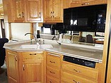 2004 Newmar Mountain Aire Photo #11
