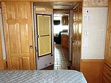 2004 Newmar Mountain Aire Photo #19