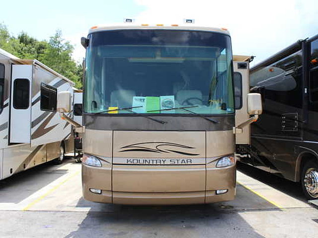 2007 Newmar Kountry Star Photo