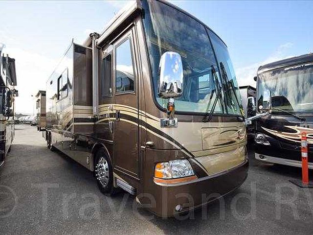 2006 Newmar Mountain Aire Photo