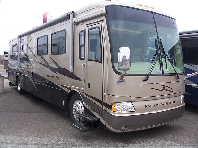 04 Newmar Mountain Aire