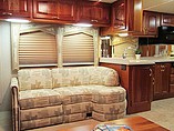 2004 Newmar Mountain Aire Photo #8